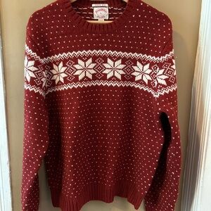 Brooks Brothers Red and White Crewneck Sweater Nordic Design